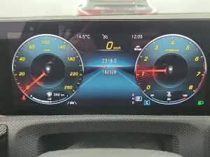 Mercedes-Benz A 200 Business Solution AMG 2022
