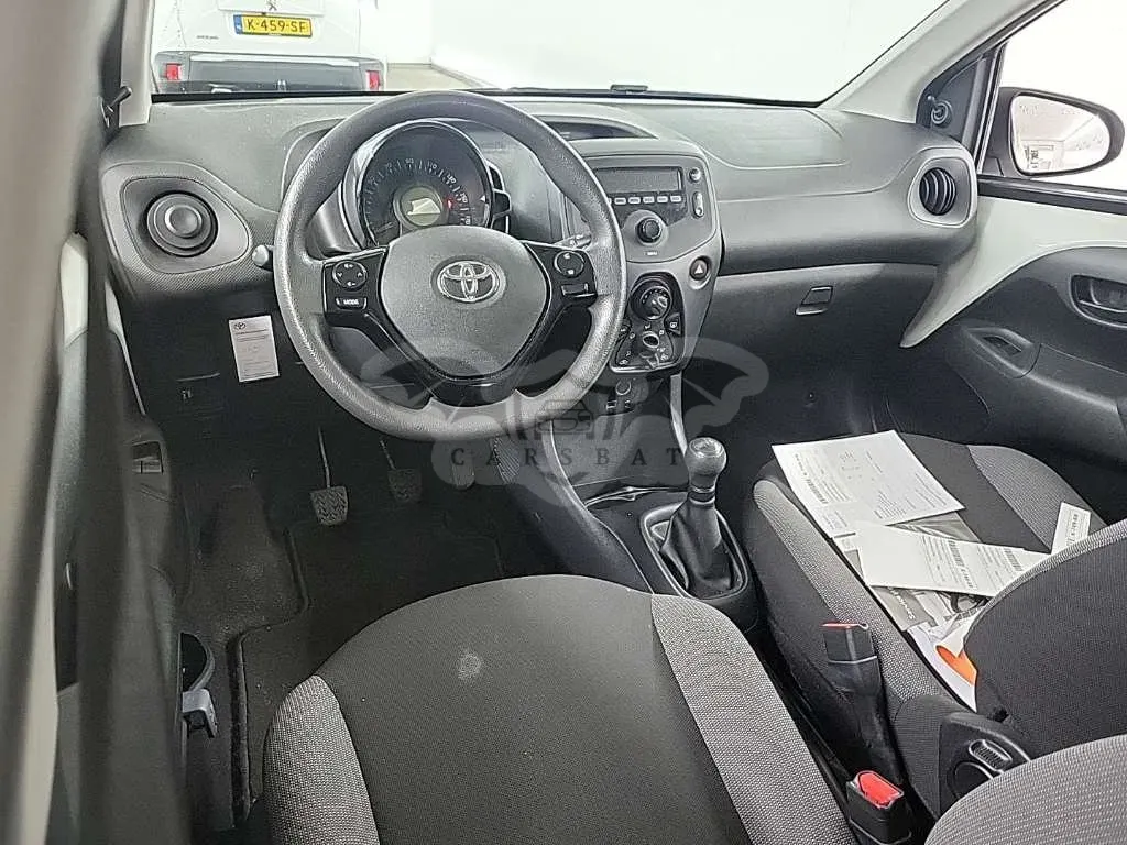 Toyota Aygo 1.0 VVT-i X-Fun 2021