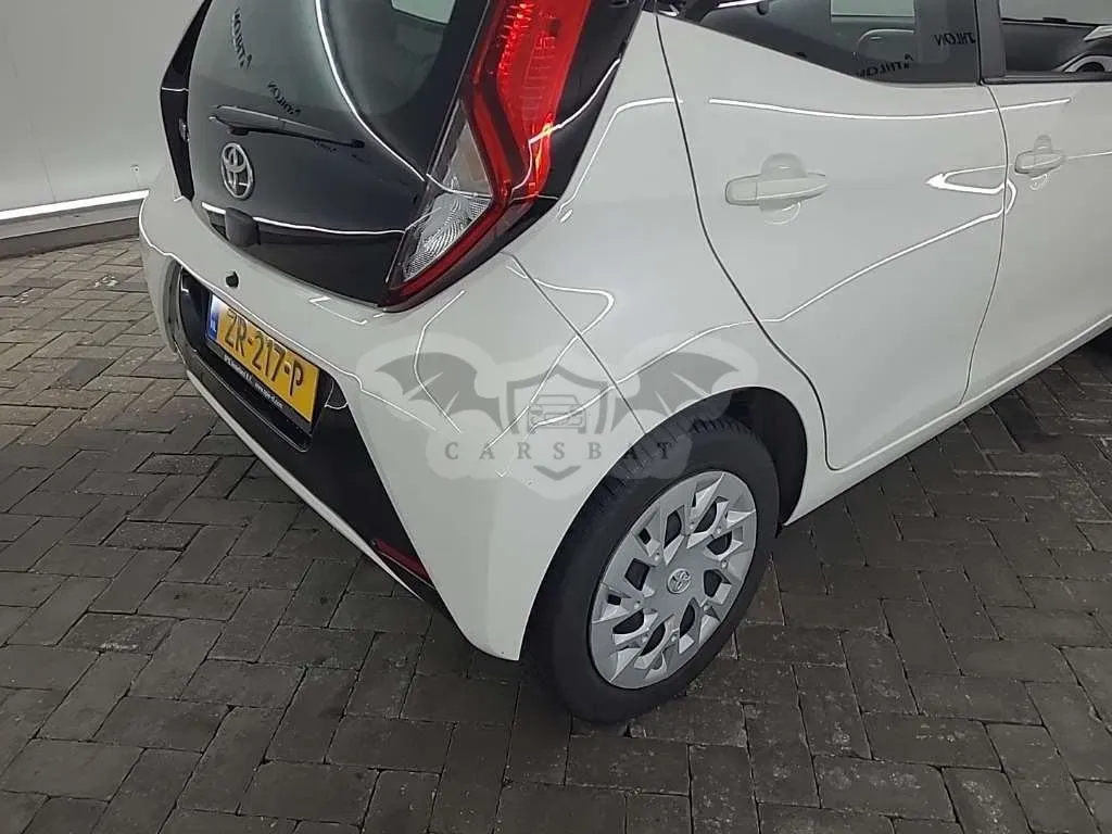 Toyota Aygo 1.0 VVT-i X-Play 2019