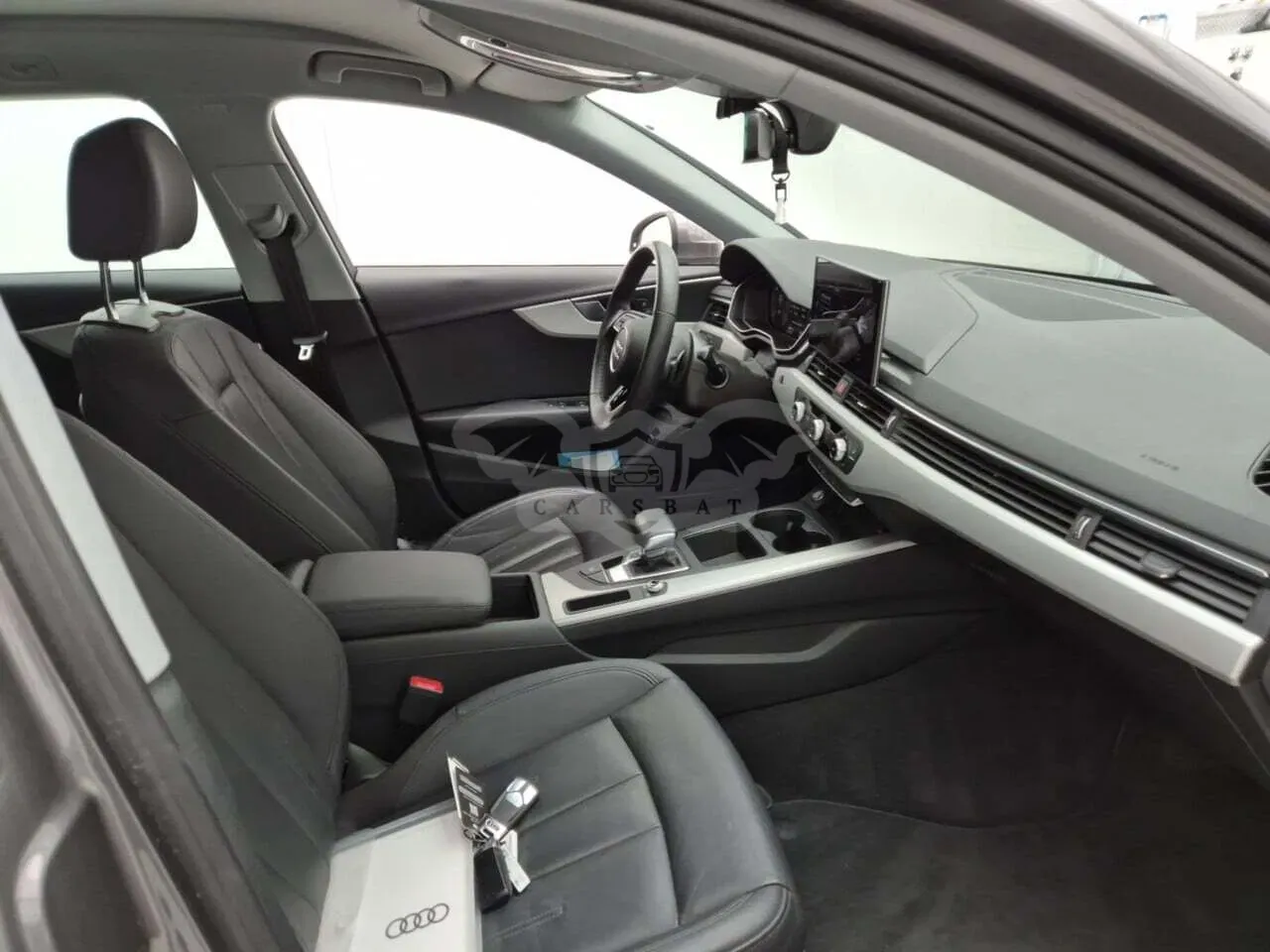 Audi A4 Avant 30 TDI Business 2021