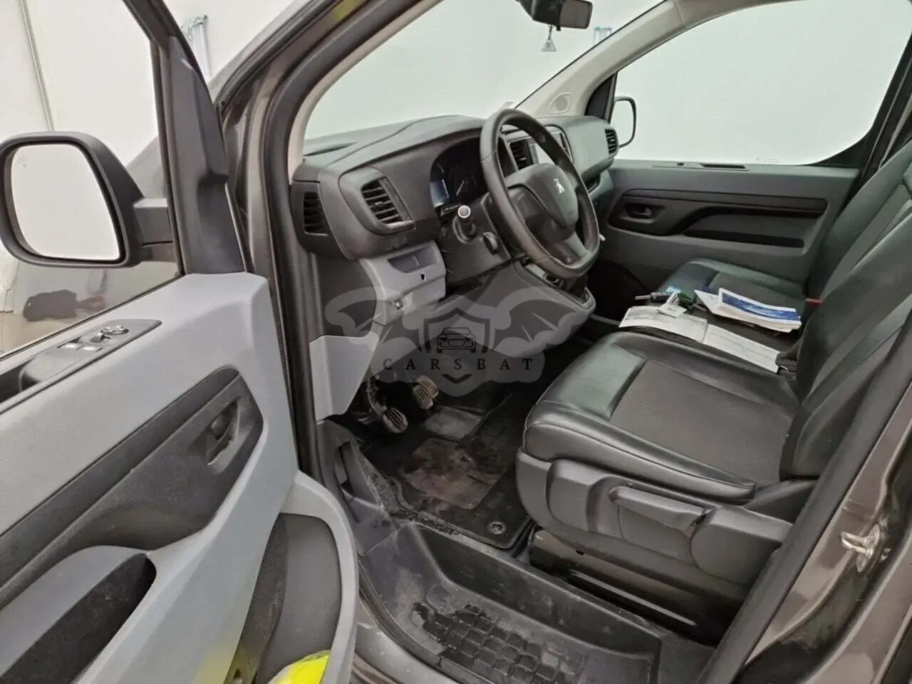 Peugeot Expert L2H1 1.5 Premium 2021