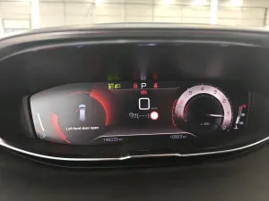 Peugeot 5008 1.6i GT 2021