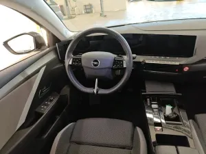 Opel Astra 1.6 Edition 2022