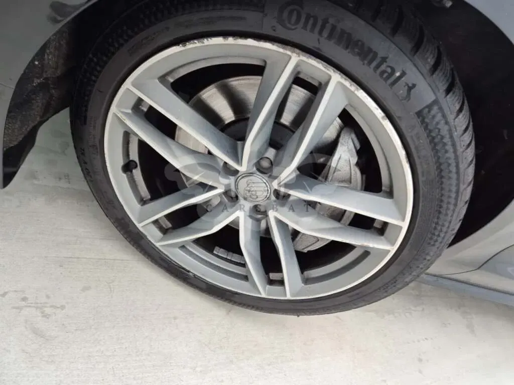 Audi A8 4.2 TDI Pro Line+ 2017