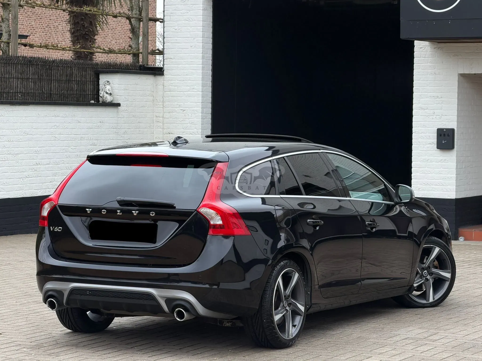 Volvo V60 D4 R-Design 2015