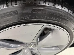 Tesla Model 3 Standard Range Plus 60 kWh 2020