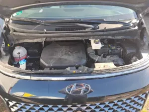 Hyundai Staria Signature 2023