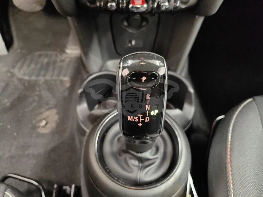 Mini 5 Doors One 1.5 2022