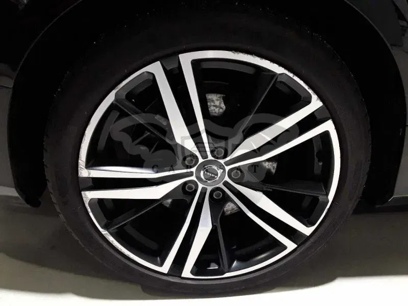 Volvo V60 T6 Plus Dark 2022