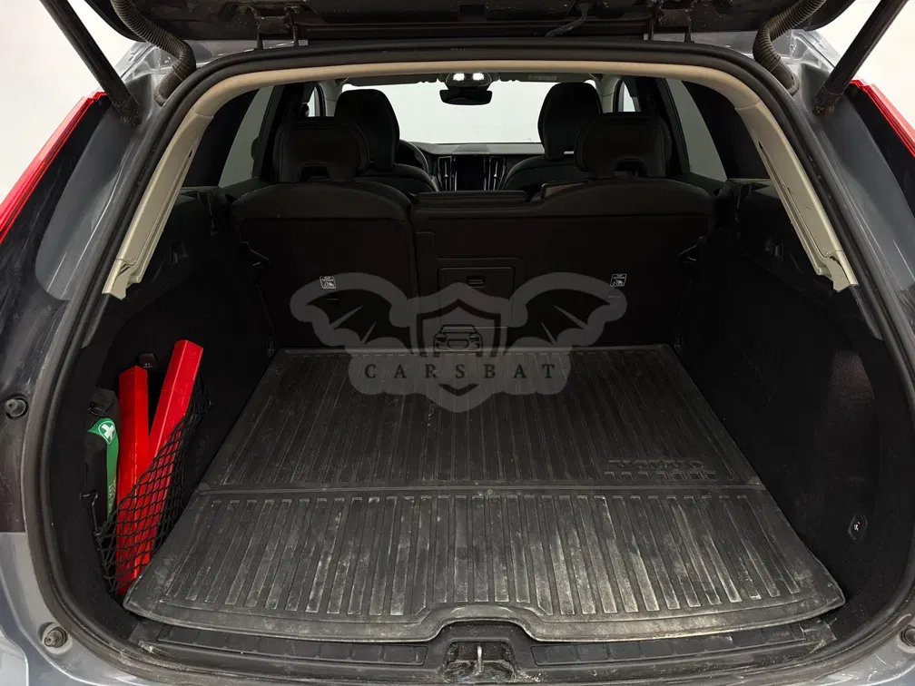 Volvo XC60 T6 2023