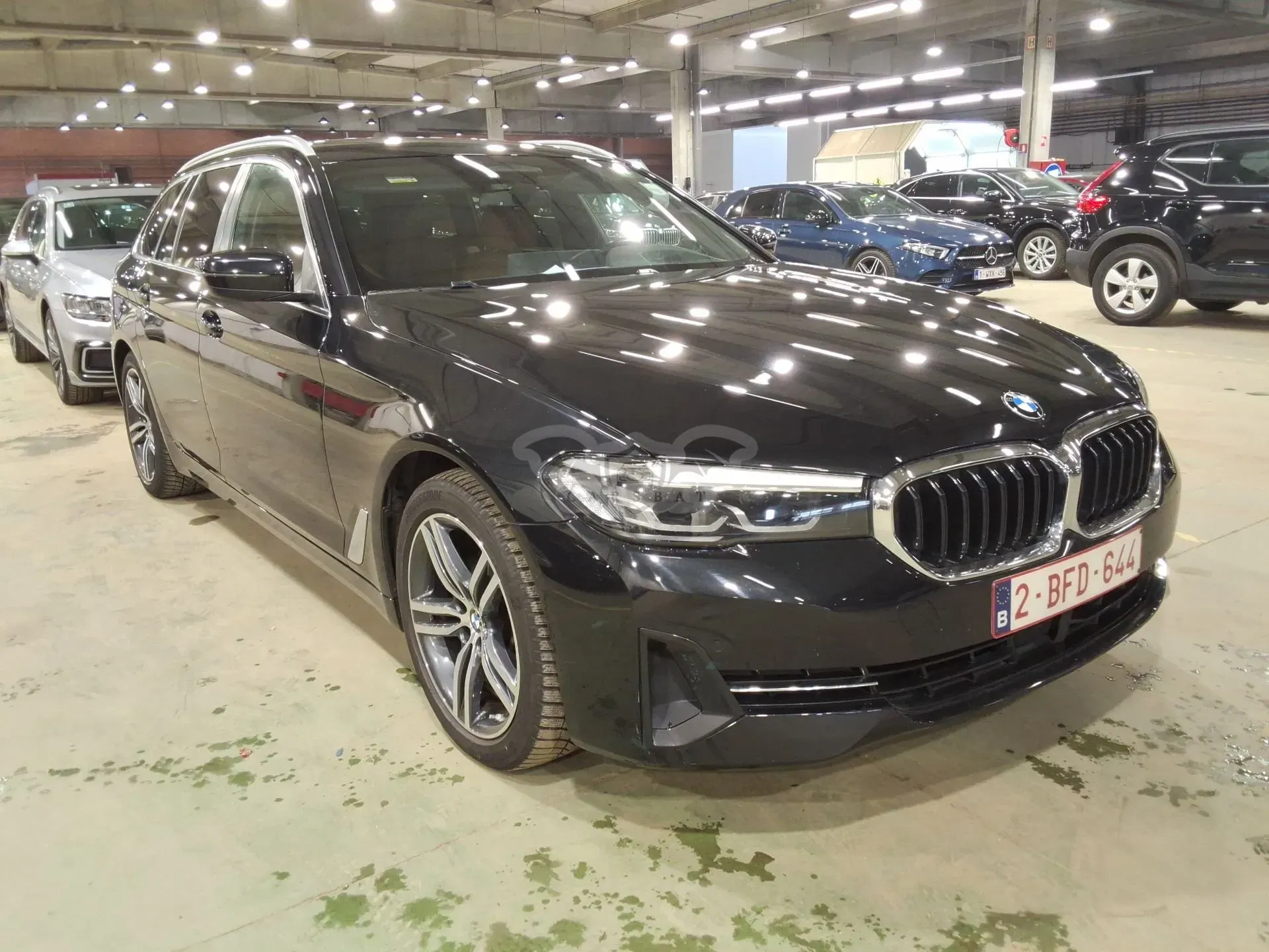 BMW 5 Series Touring 518d 2021