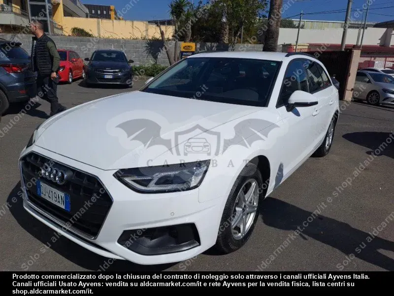 Audi A4 Avant 30 TDI Business 2022