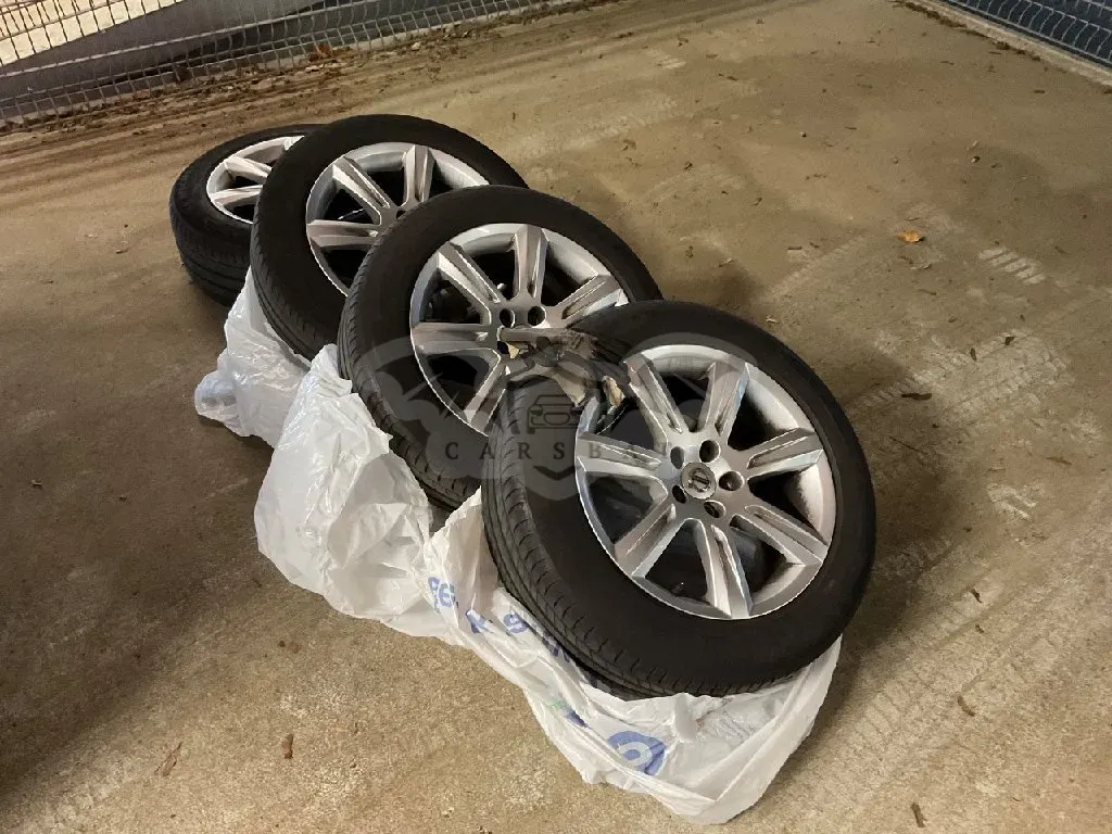 Volvo V90 T8 Momentum 2018