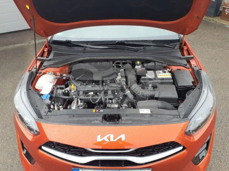 Kia Ceed 1.5 T-GDI GT Line 2023