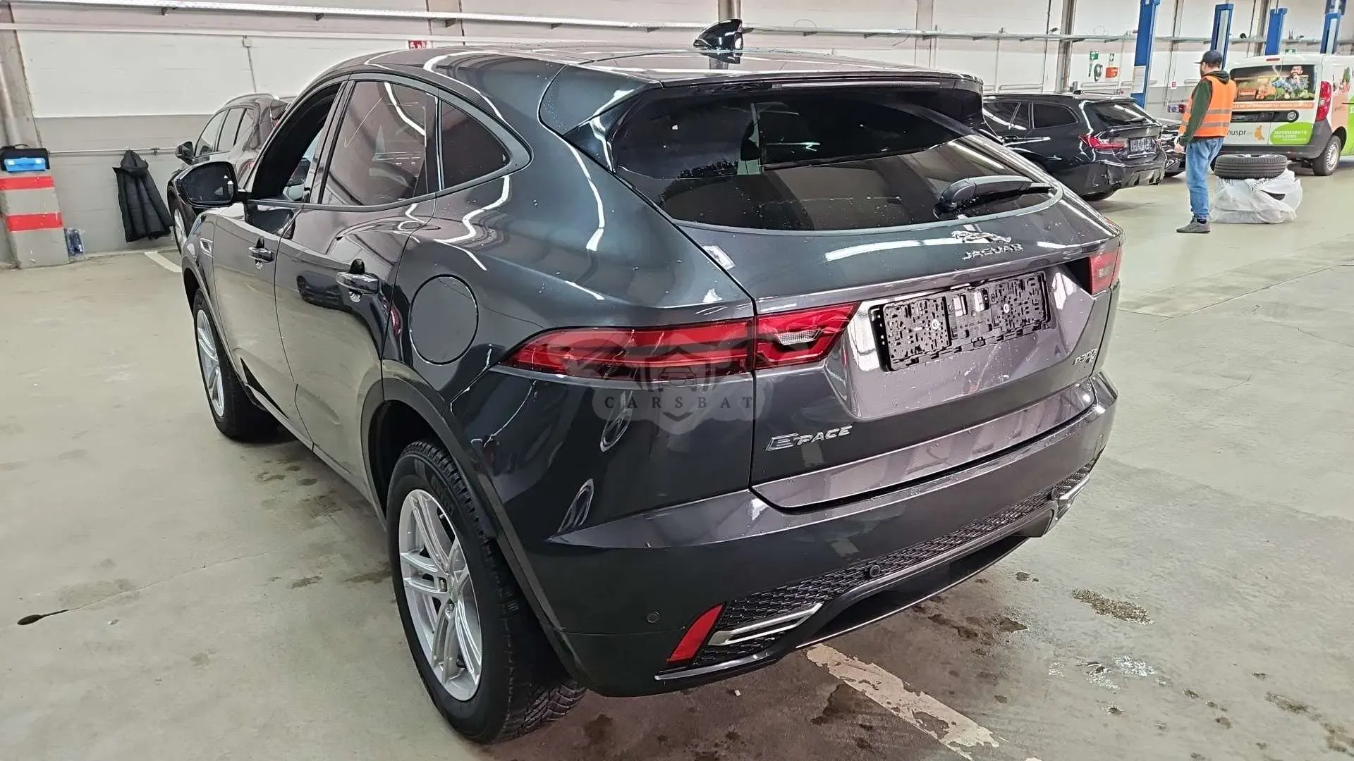 Jaguar E-Pace P300e R-Dynamic S 2023