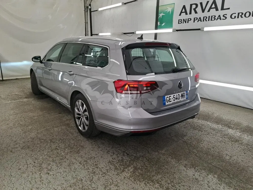 Volkswagen Passat Variant 2.0 TDI Business 2022