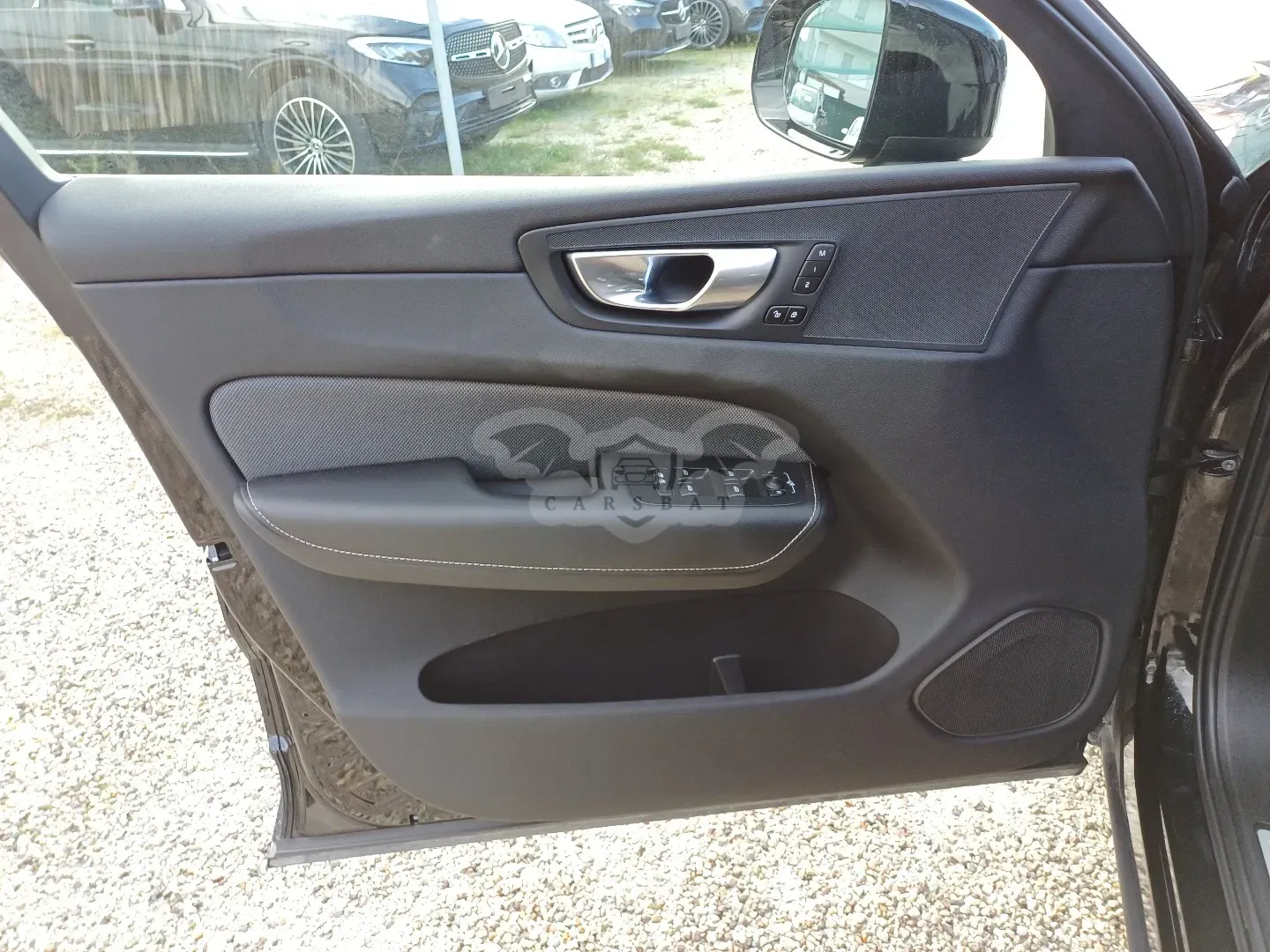 Volvo XC60 B4 Ultimate Dark 2024