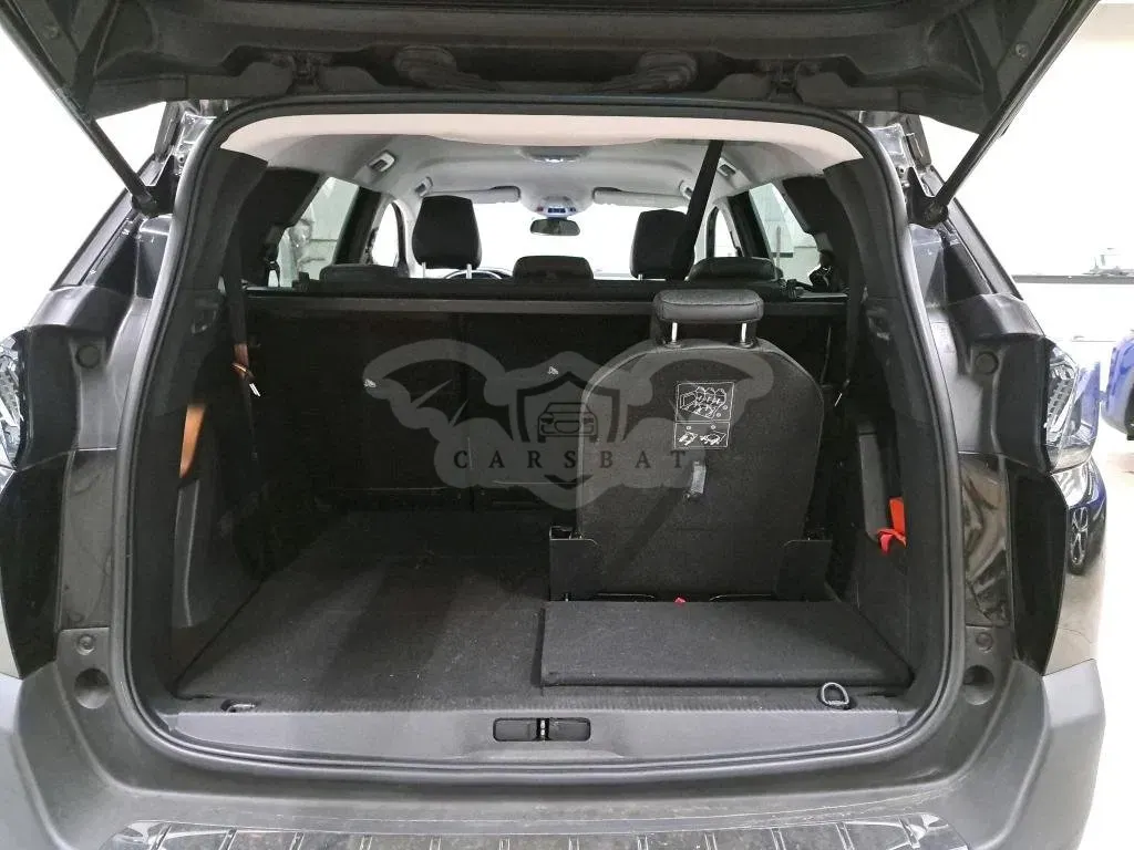 Peugeot 5008 1.5 HDI Allure 2021