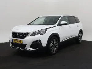 Peugeot 5008 1.2i Premium 2021