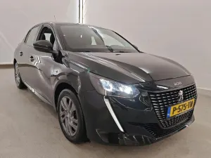 Peugeot 208 1.2i Active Pack 2022
