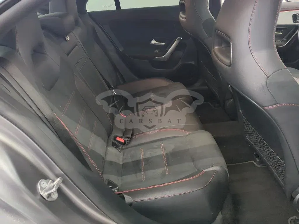 Mercedes-Benz CLA 180 Business Solution AMG 2021