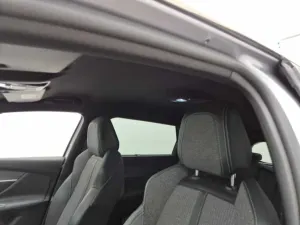 Peugeot 5008 1.2i Allure 2023