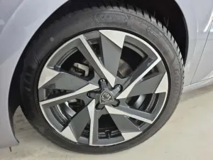 Peugeot 308 1.2i Allure Pack 2023