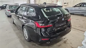 BMW 3 Series Touring 318d Advantage 2022