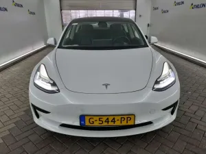 Tesla Model 3 Standard Range Plus 2019