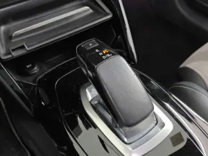 Peugeot 208 GT 2020