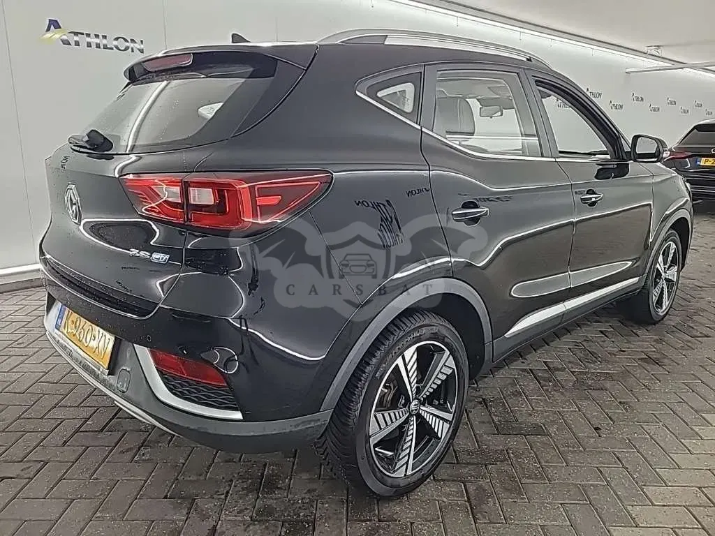 MG ZS Luxury 2021