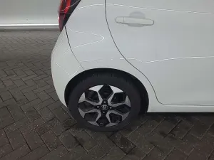 Toyota Aygo 1.0 VVT-i X-Joy 2021