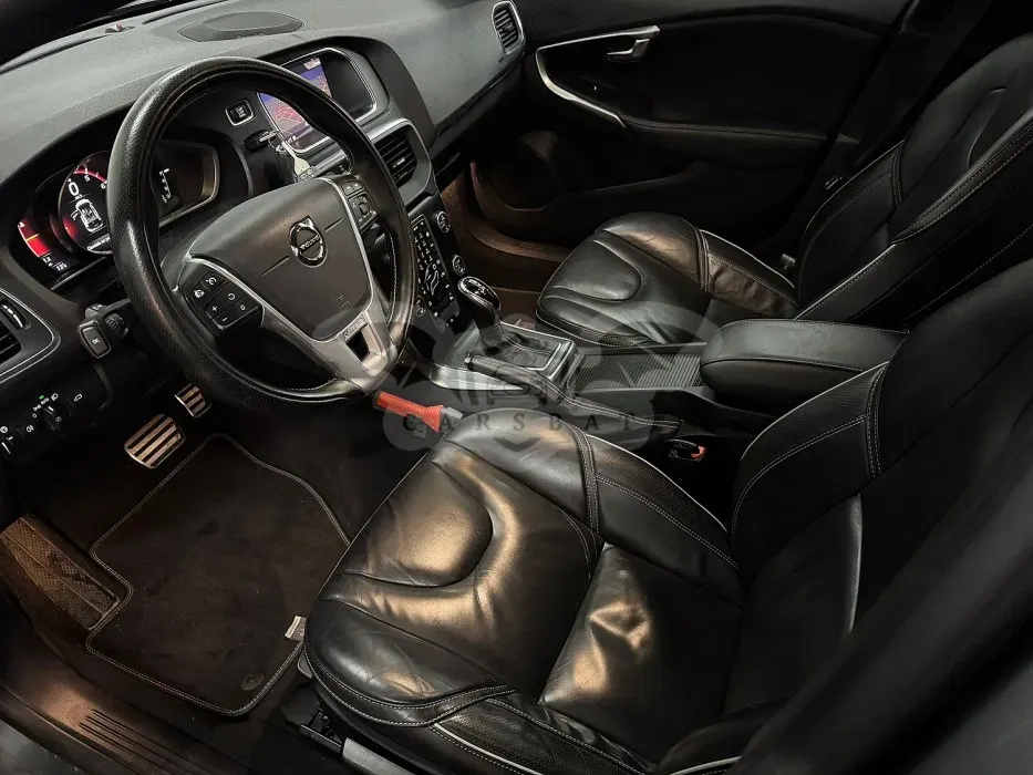 Volvo V40 T3 Polar 2020
