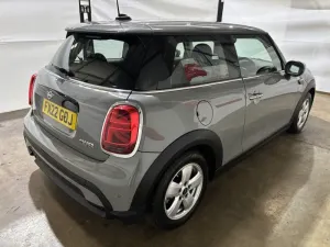 Mini 3 Doors Cooper 1.5 Classic 2022