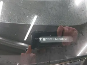Tesla Model 3 Standard Range Plus 2021