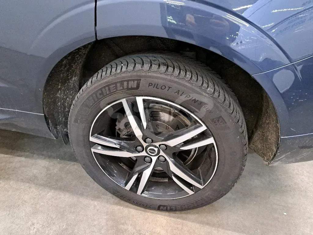 Volvo XC60 2.0 B4 Plus Dark 2022