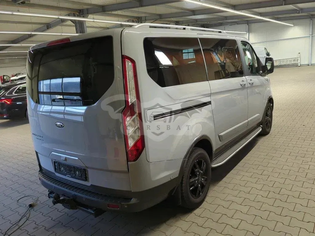Ford Tourneo Custom L1H1 2023