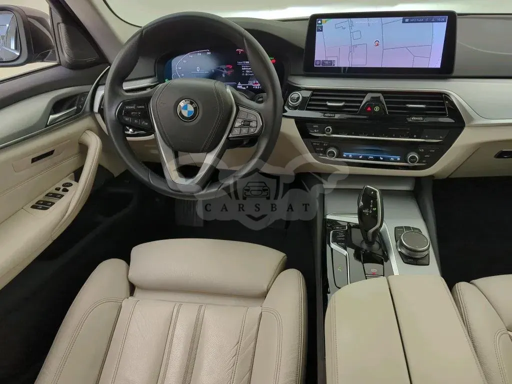 BMW 5 Series 520i Business 2023