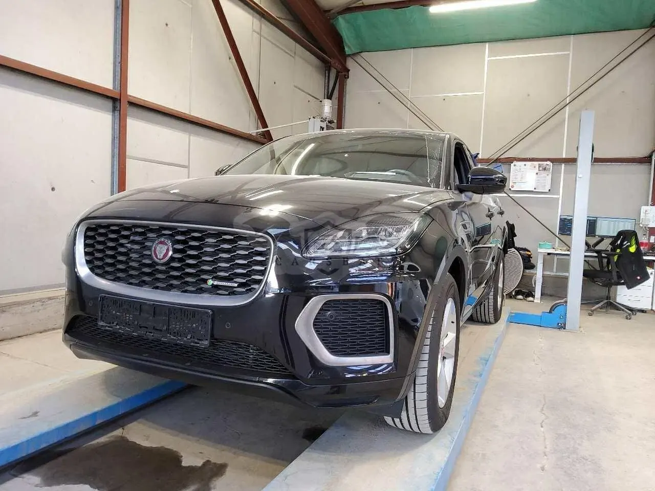 Jaguar E-Pace P300e R-Dynamic S 2023
