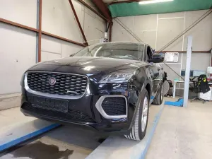 Jaguar E-Pace P300e R-Dynamic S 2023