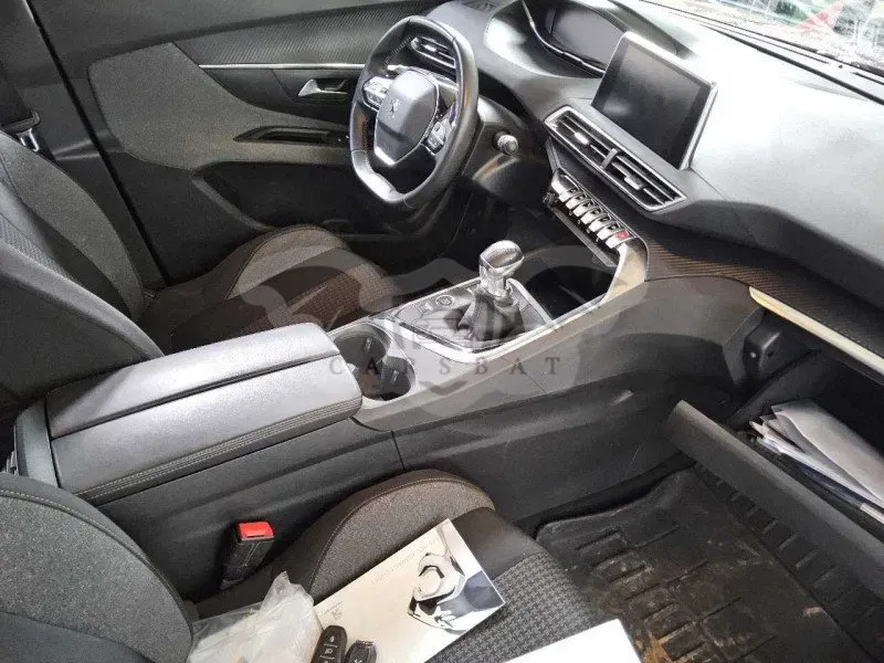 Peugeot 5008 Active Pack 2022