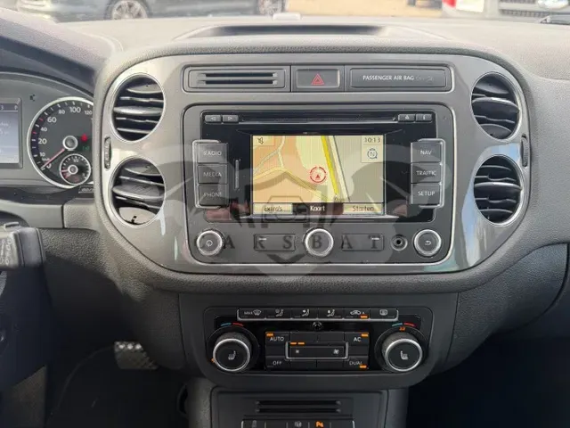 Volkswagen Tiguan 2.0 TSI Sport & Style 2012