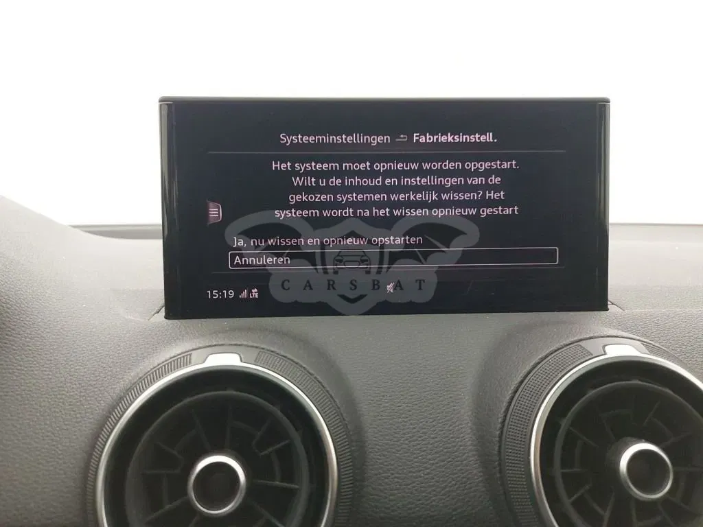 Audi Q2 30 TDI Business 2022