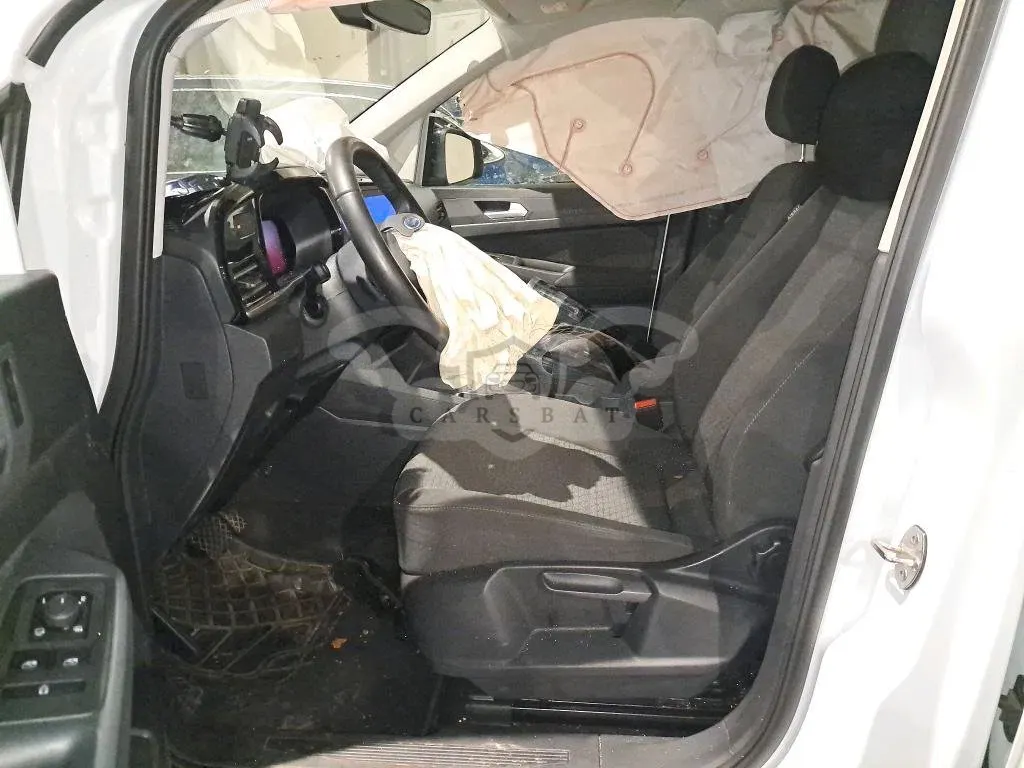 Ford Tourneo Connect 1.5 Titanium 2025