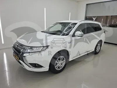 Mitsubishi Outlander Pure 2020