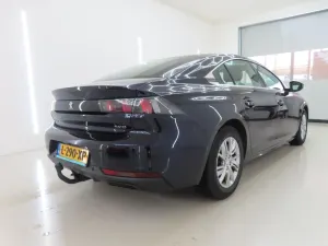 Peugeot 508 1.2i Active 2021