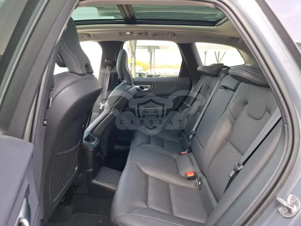 Volvo XC60 T6 Ultimate Dark 2023