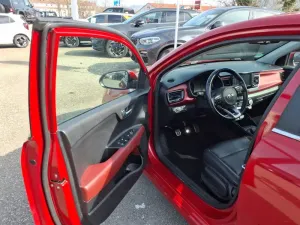 Kia Rio 1.0 T-GDI Platinum 2021