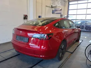 Tesla Model 3 Standard Range Plus 2021