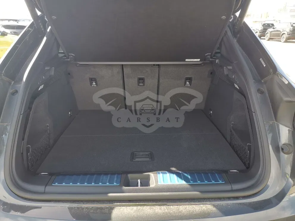Porsche Macan 4 2025